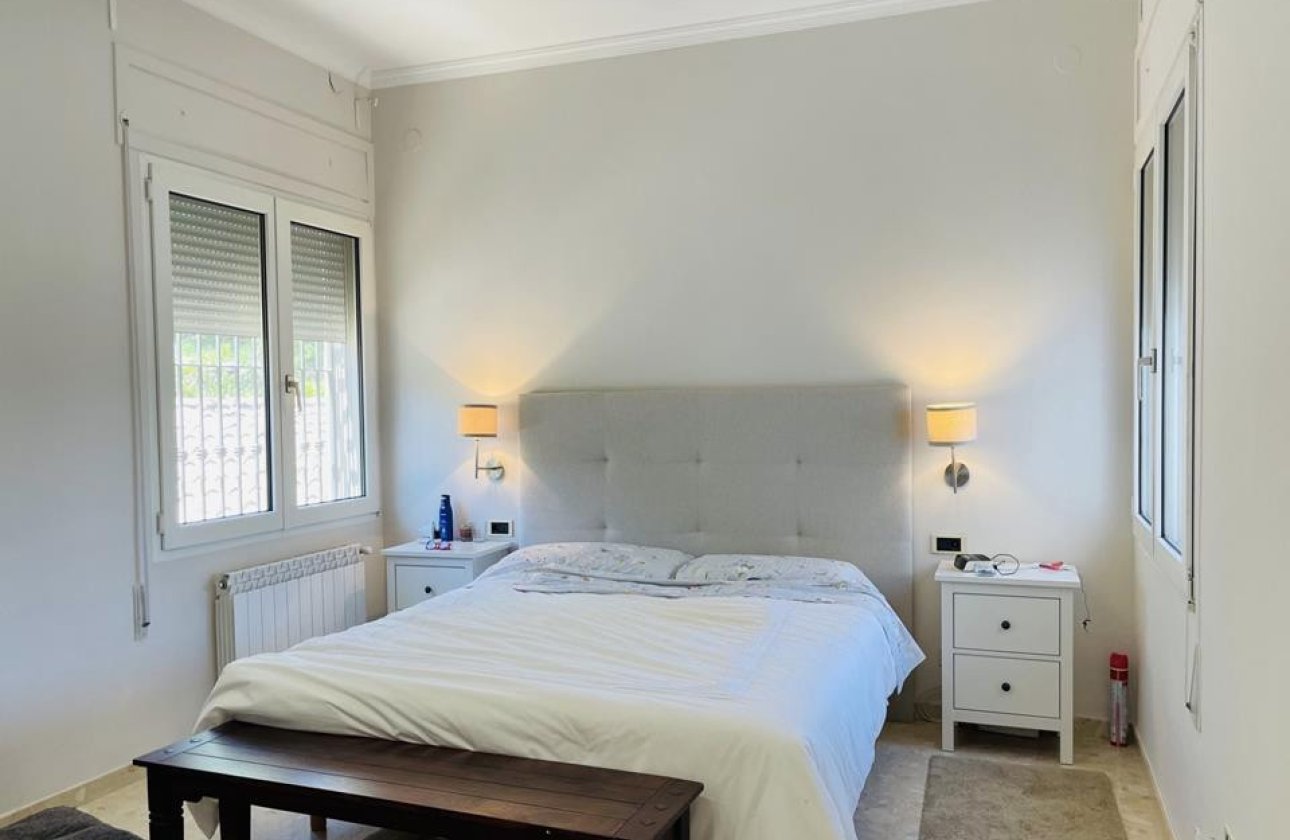 Resale - Villa -
Denia - Denia Centro