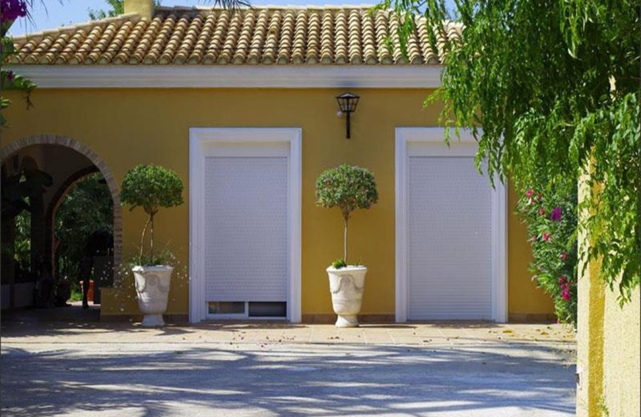 Resale - Villa -
Denia - Denia Centro