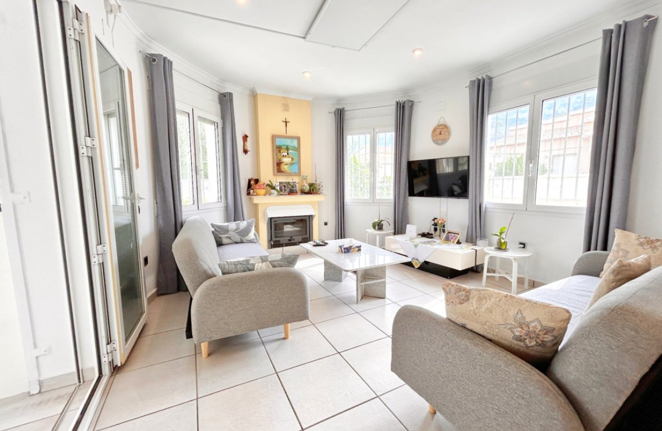 Resale - Villa -
Denia - Denia Centro