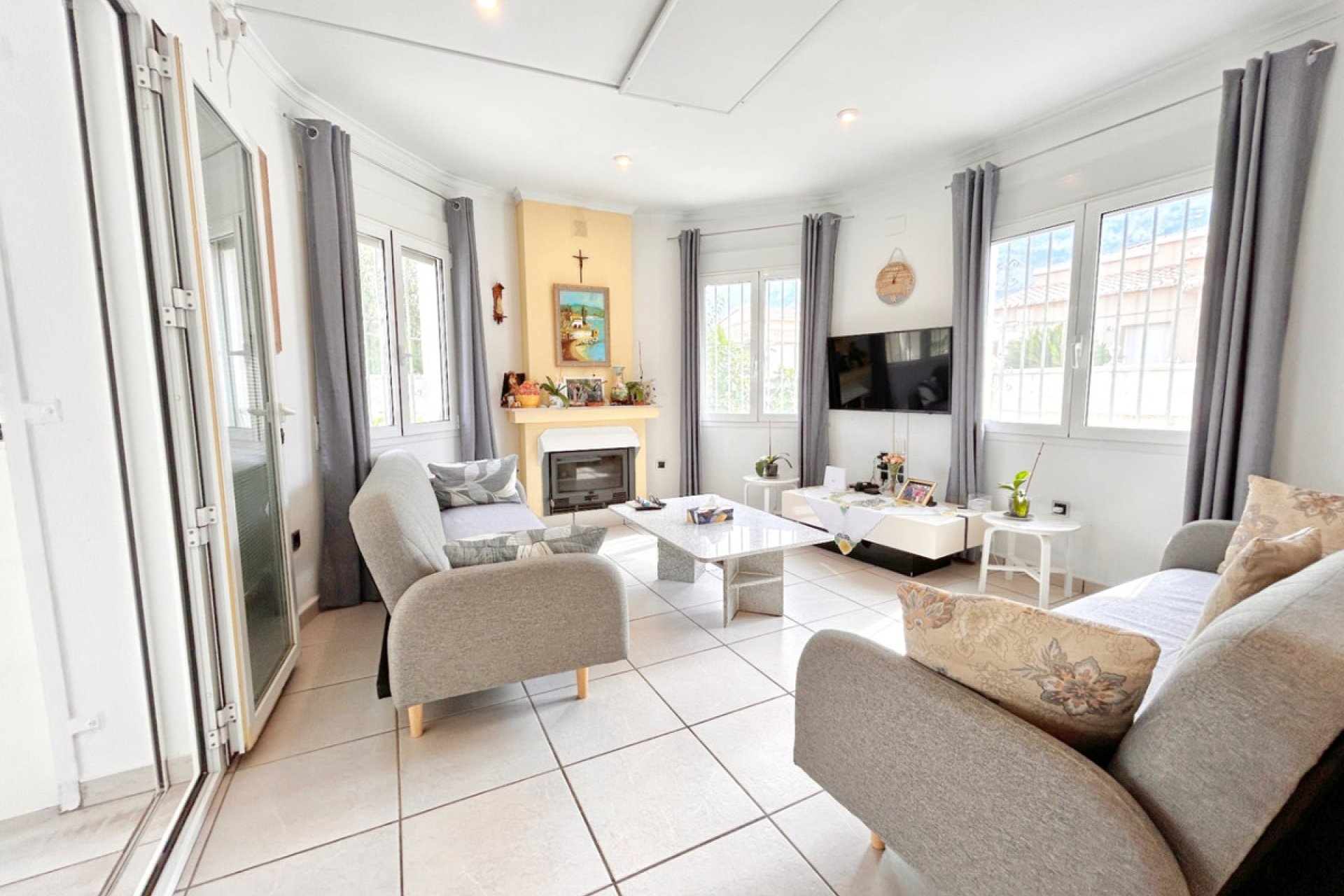 Resale - Villa -
Denia - Denia Centro