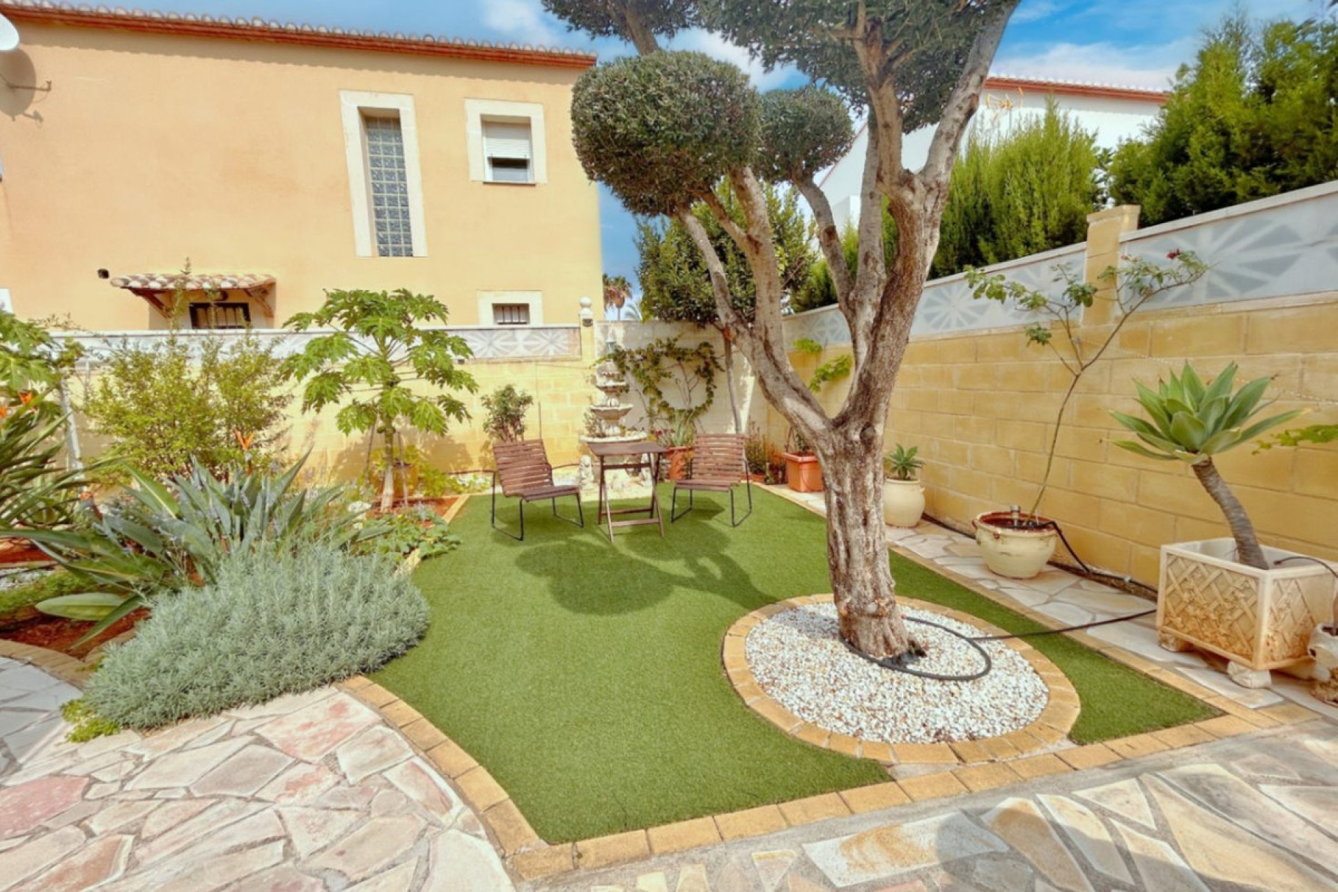 Resale - Villa -
Denia - Denia Centro