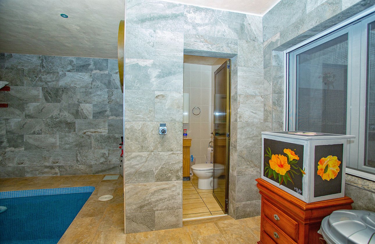 Resale - Villa -
Elche - Elche Centro