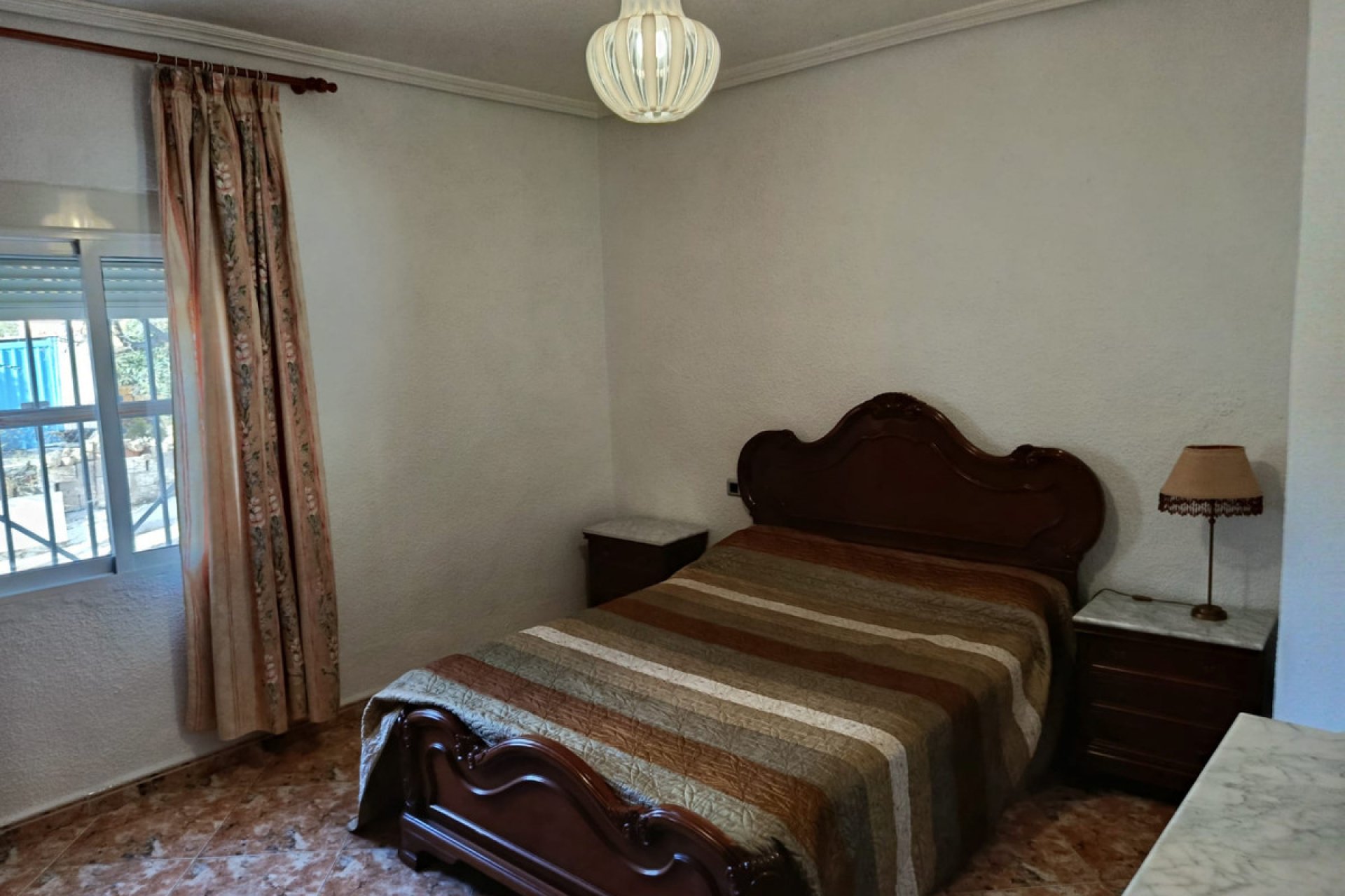 Resale - Villa -
Elche - Elche Centro