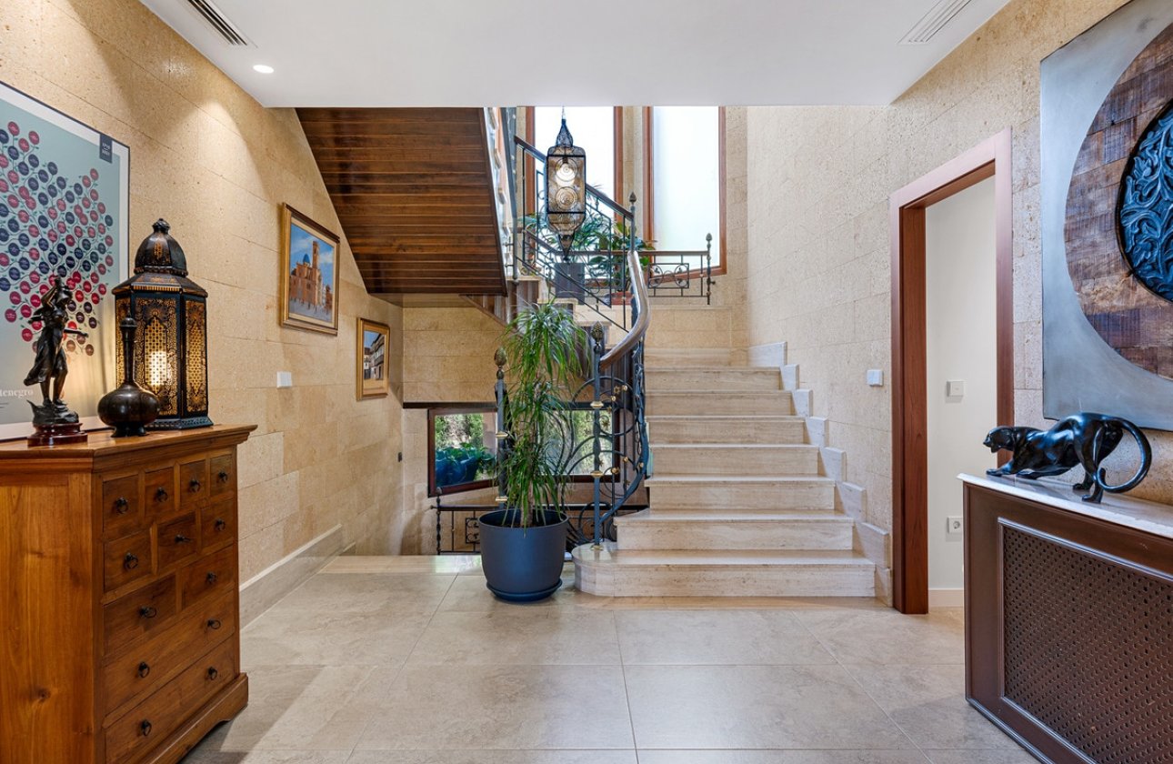 Resale - Villa -
Elche - Elche Centro