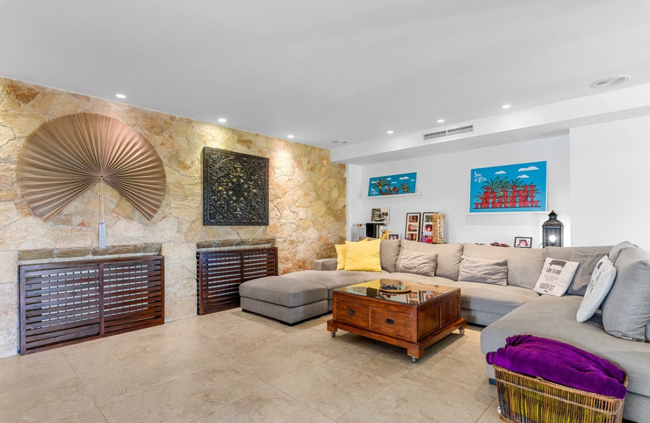 Resale - Villa -
Elche - Elche Centro