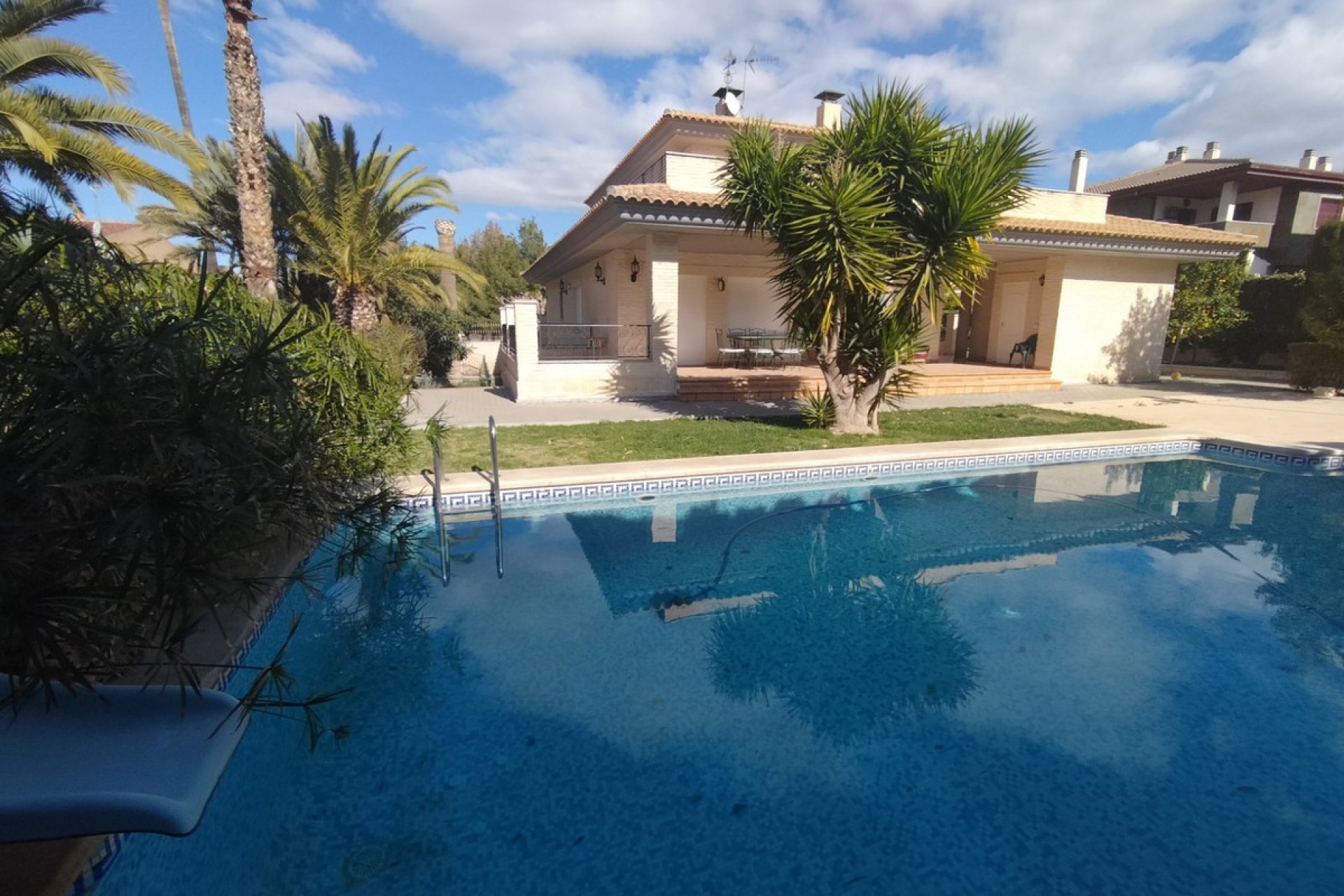Resale - Villa -
Elda - Elda Centro