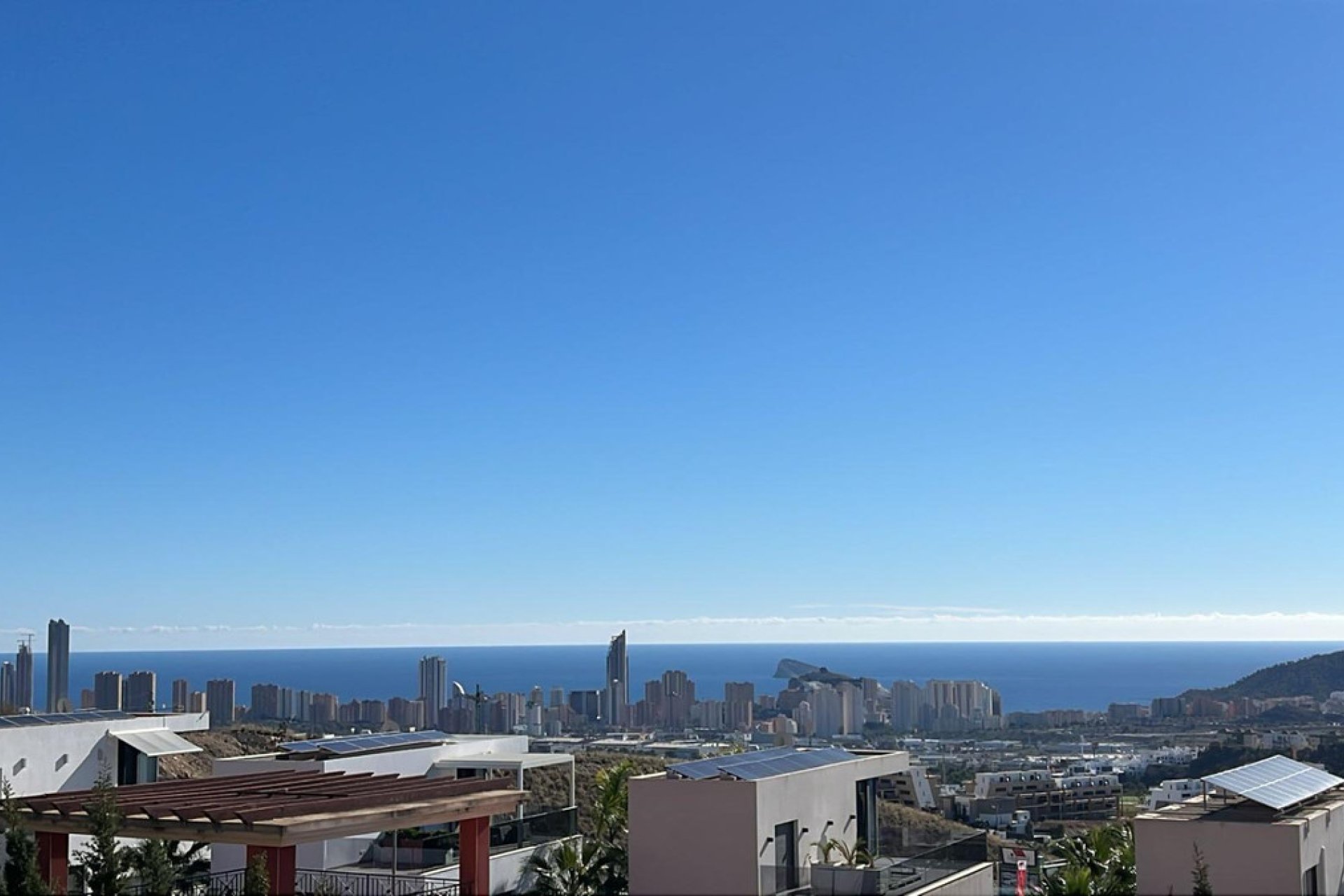 Resale - Villa -
Finestrat