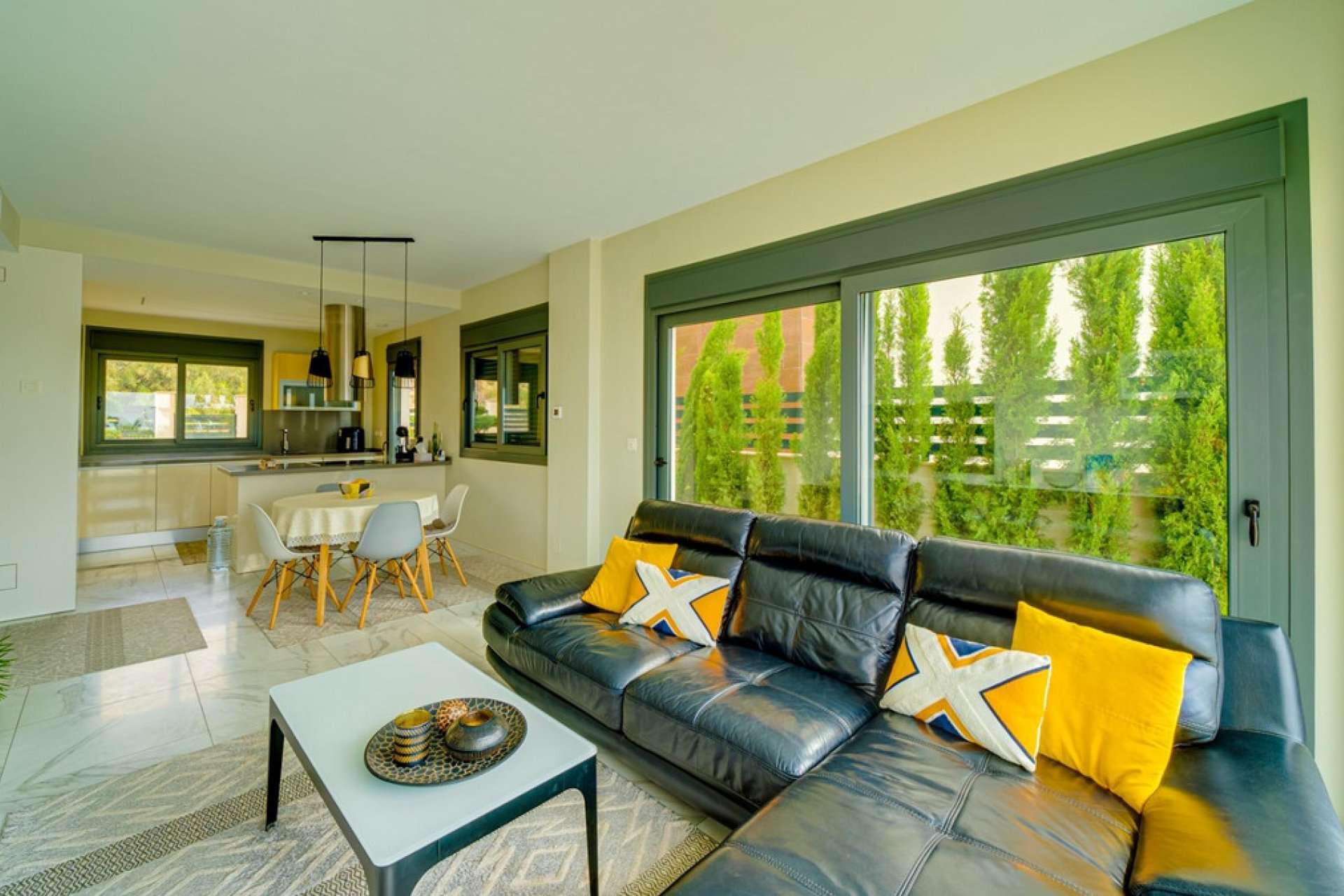 Resale - Villa -
Finestrat