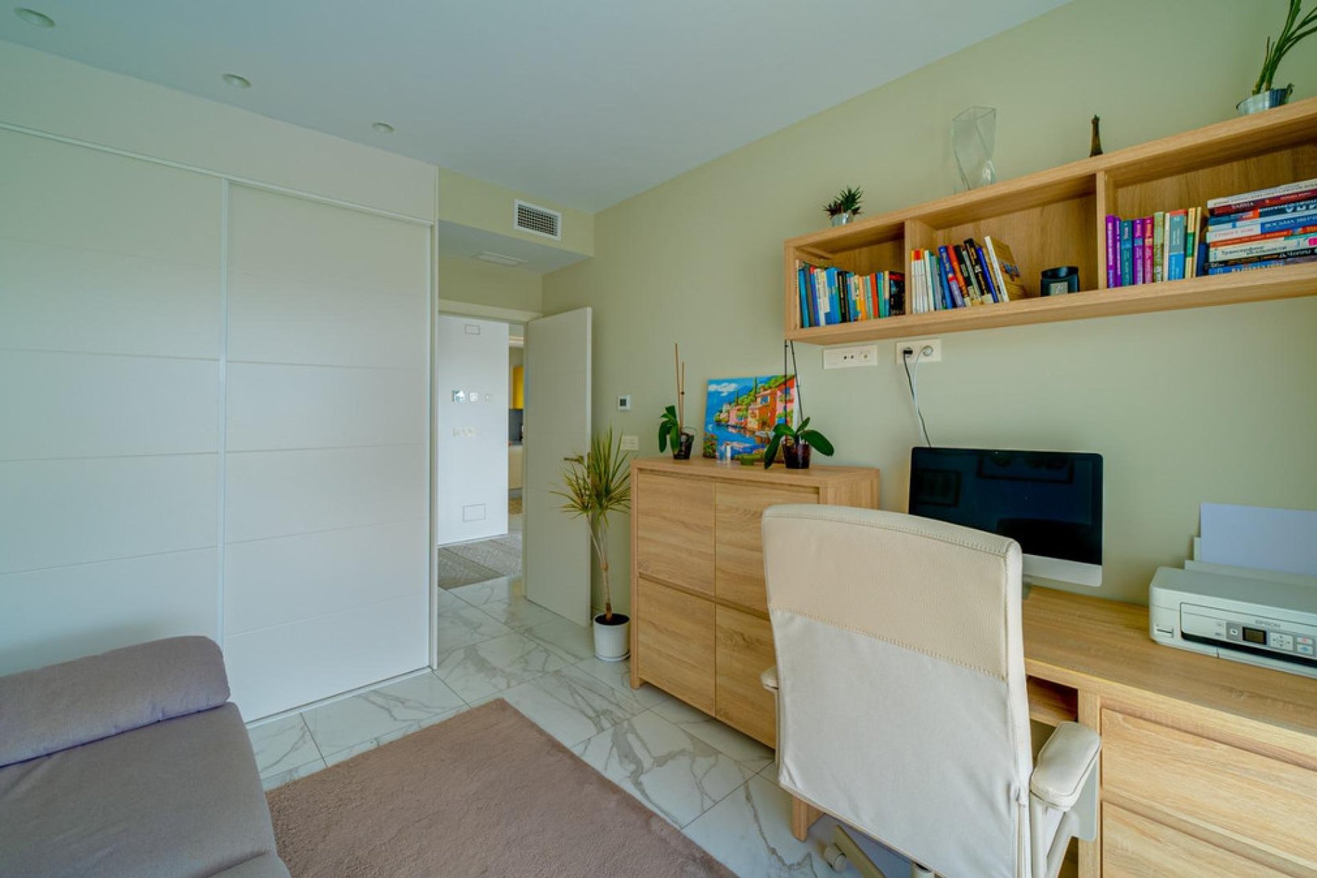 Resale - Villa -
Finestrat