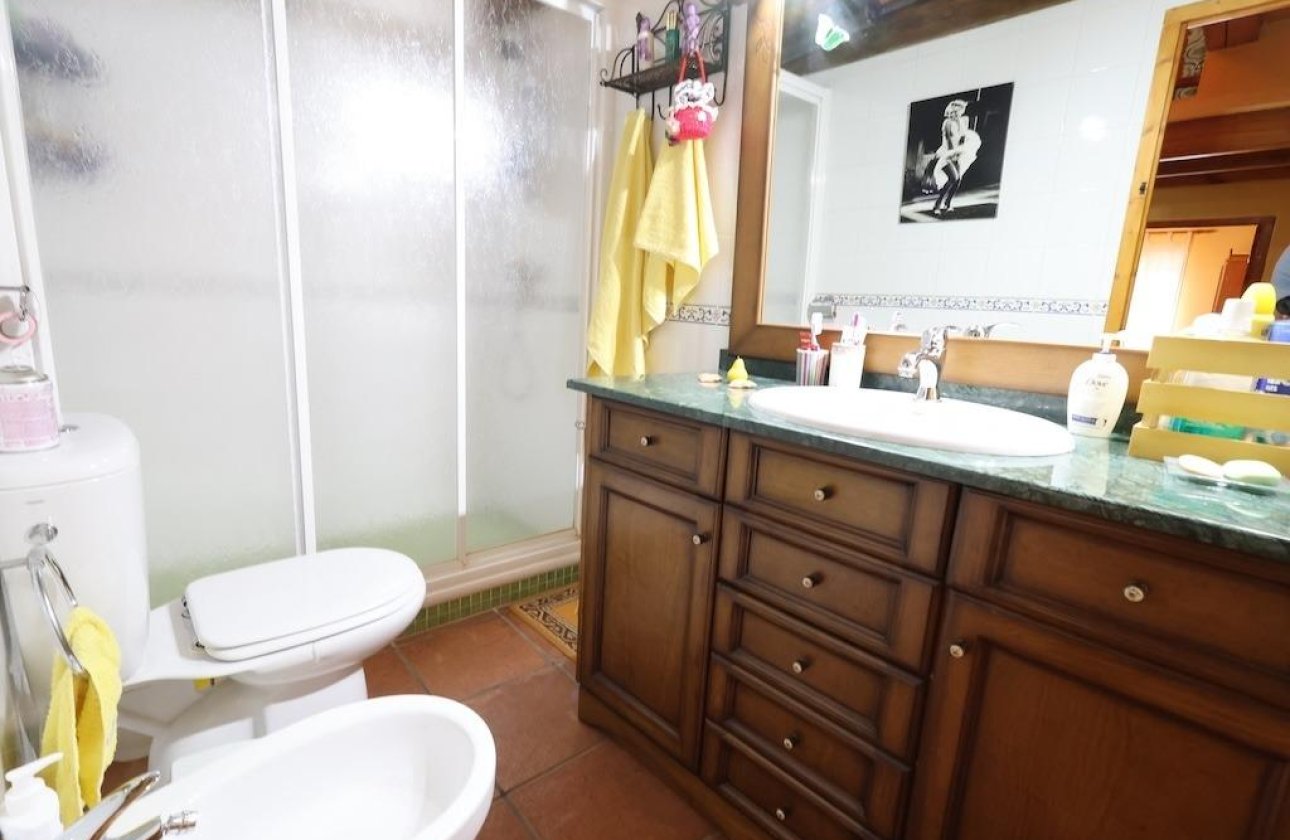 Resale - Villa -
Fortuna - La garapacha