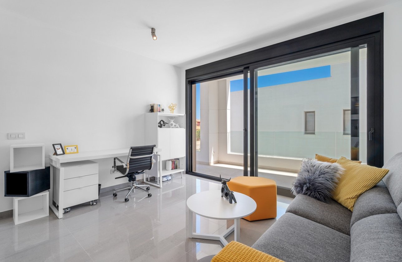 Resale - Villa -
Guardamar del Segura - Guardamar del Segura Centro