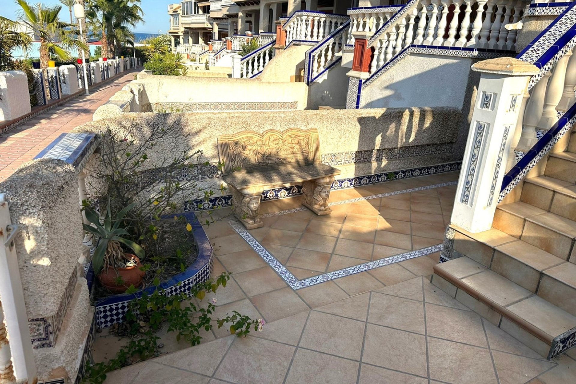 Resale - Villa -
Guardamar del Segura - Guardamar del Segura Centro