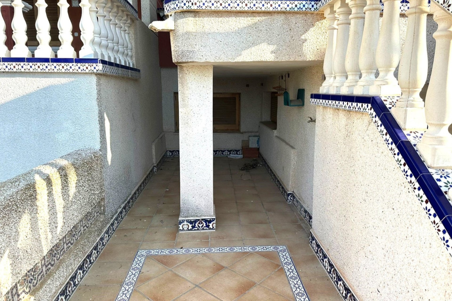 Resale - Villa -
Guardamar del Segura - Guardamar del Segura Centro