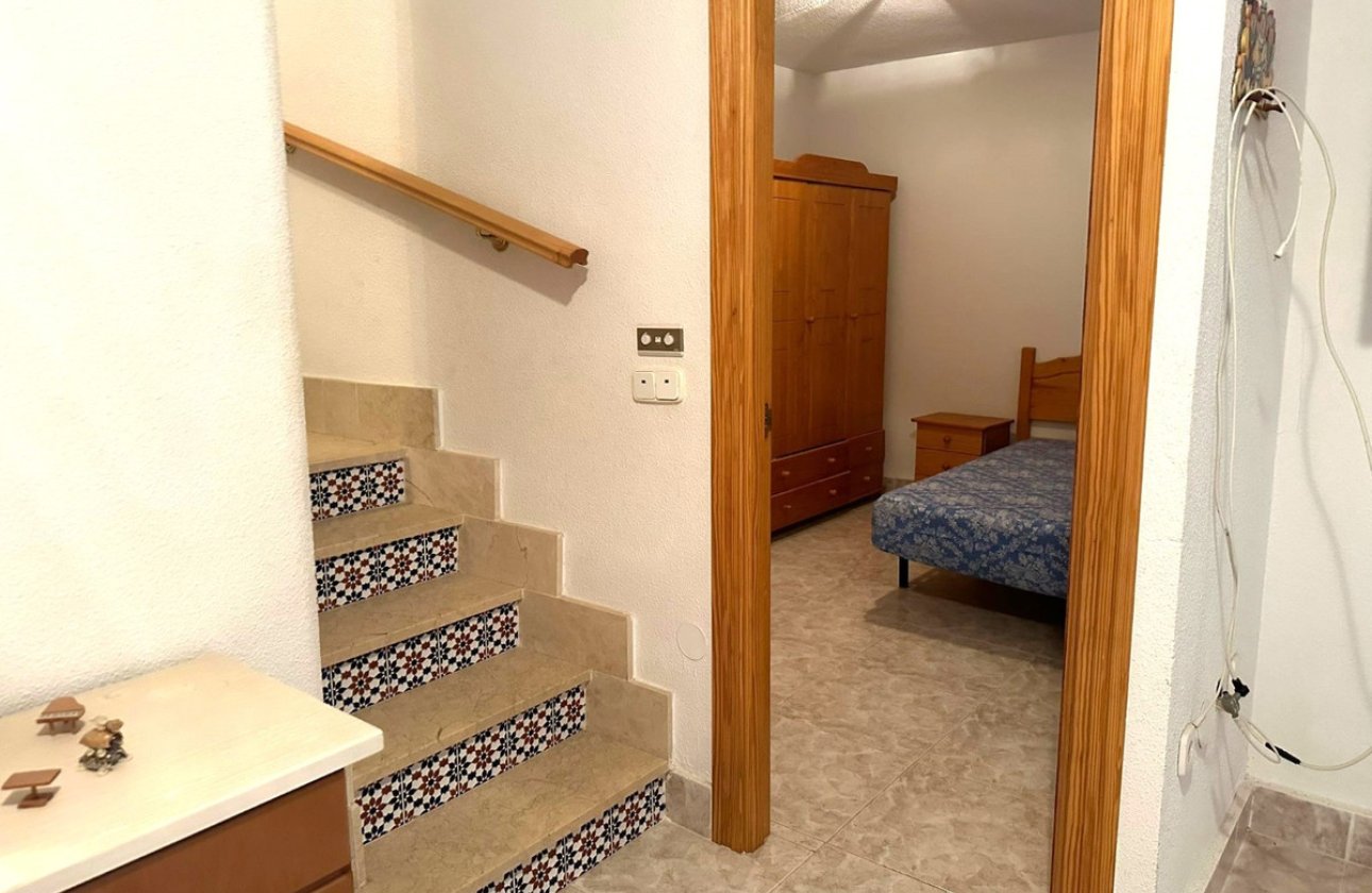 Resale - Villa -
Guardamar del Segura - Guardamar del Segura Centro