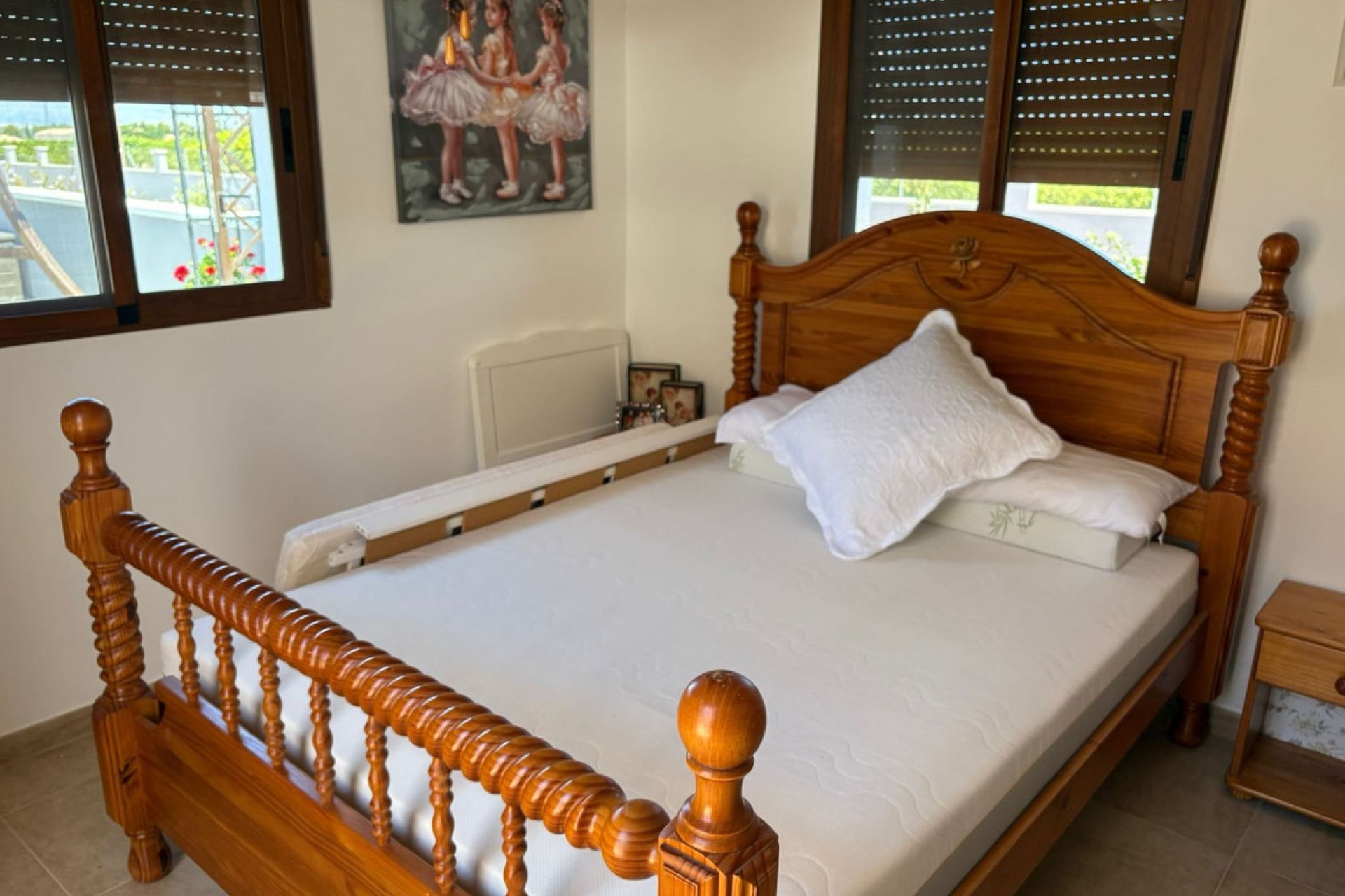 Resale - Villa -
Jacarilla