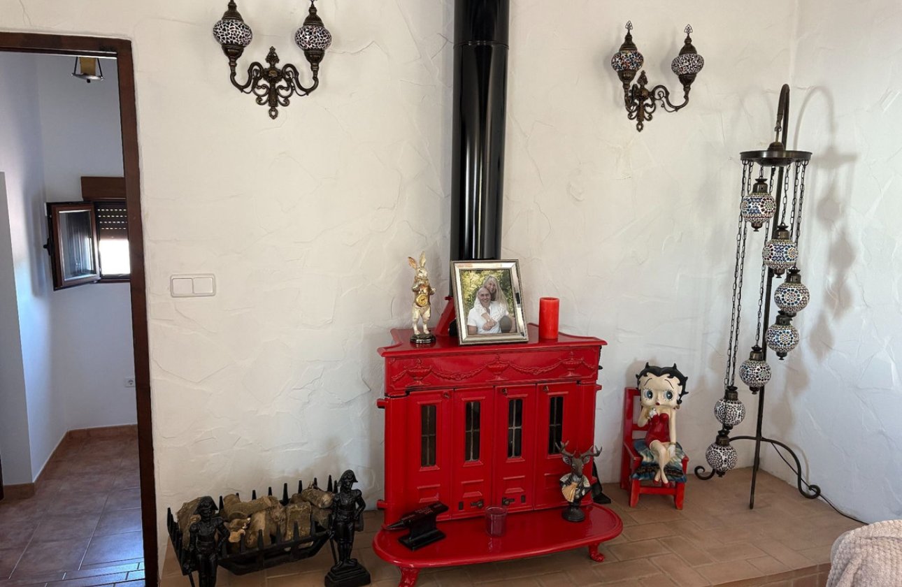 Resale - Villa -
Jacarilla