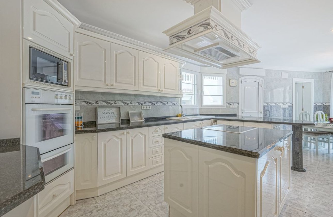 Resale - Villa -
Jávea - Xàbia - Jávea - Xàbia Centro