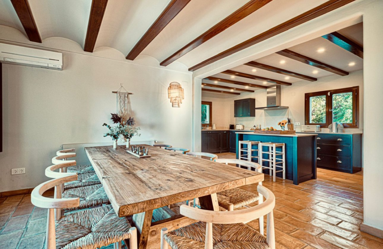 Resale - Villa -
Jávea - Xàbia - Jávea - Xàbia Centro