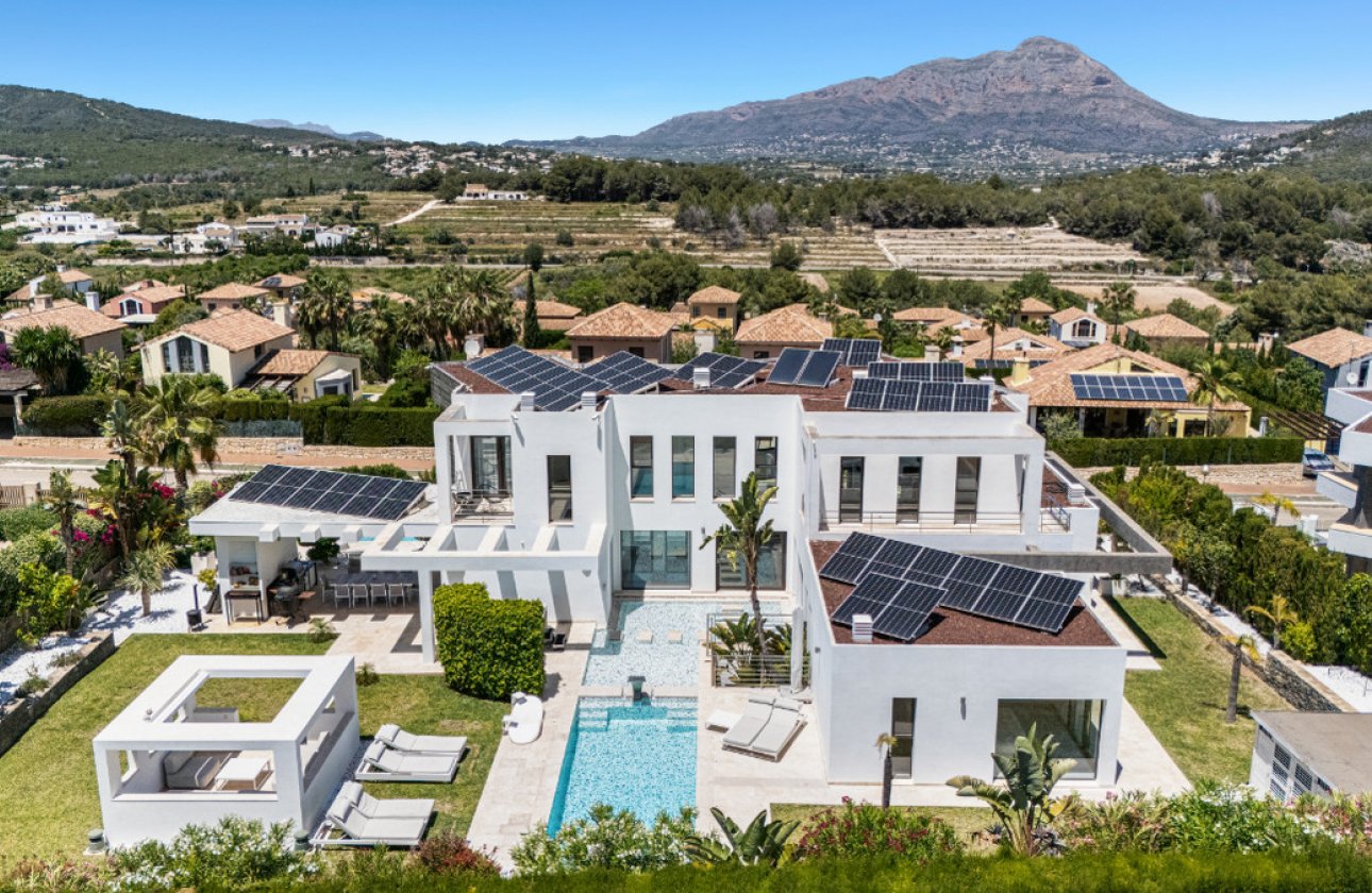 Resale - Villa -
Jávea - Xàbia - Jávea - Xàbia Centro