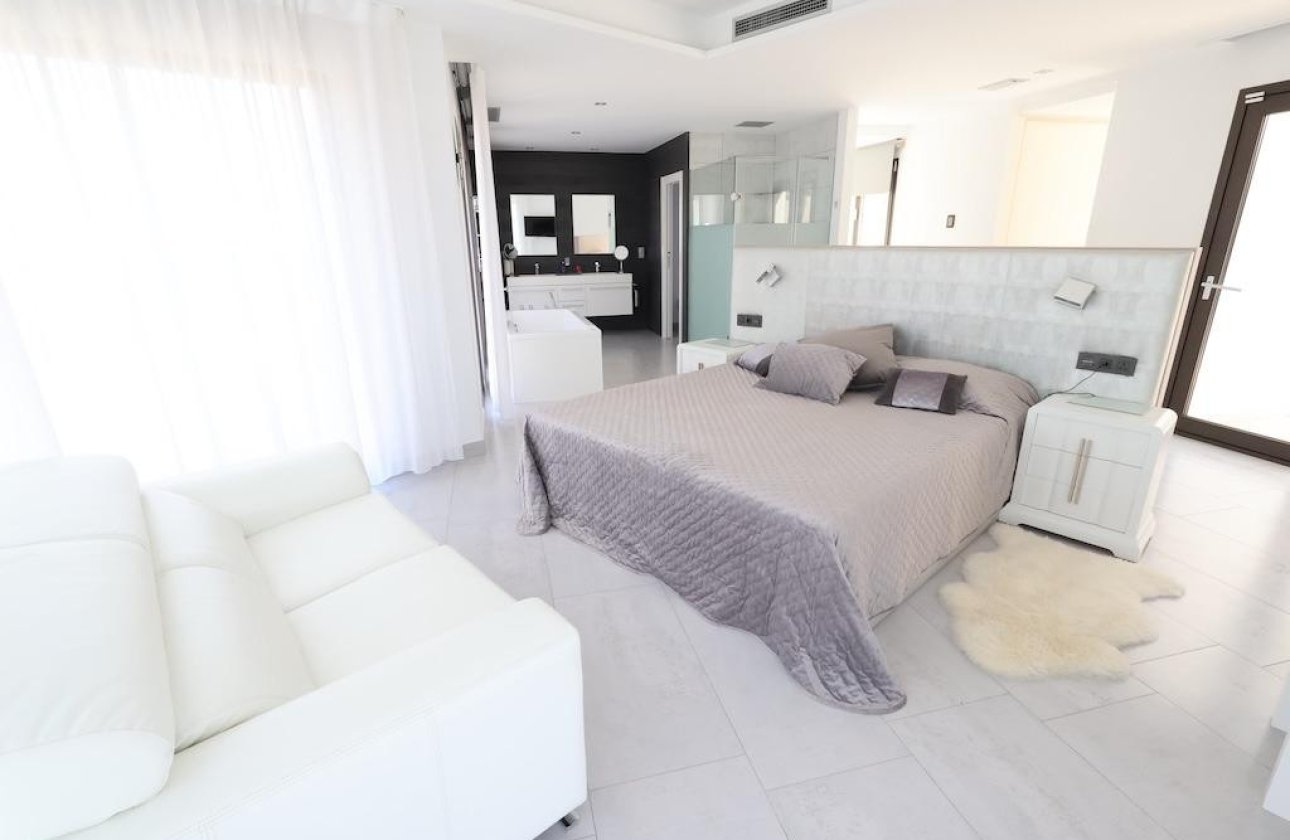 Resale - Villa -
Jávea - Xàbia - Jávea - Xàbia Centro
