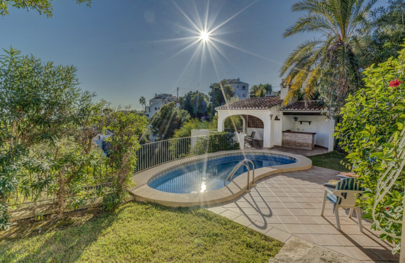 Resale - Villa -
Jávea - Xàbia - Jávea - Xàbia Centro
