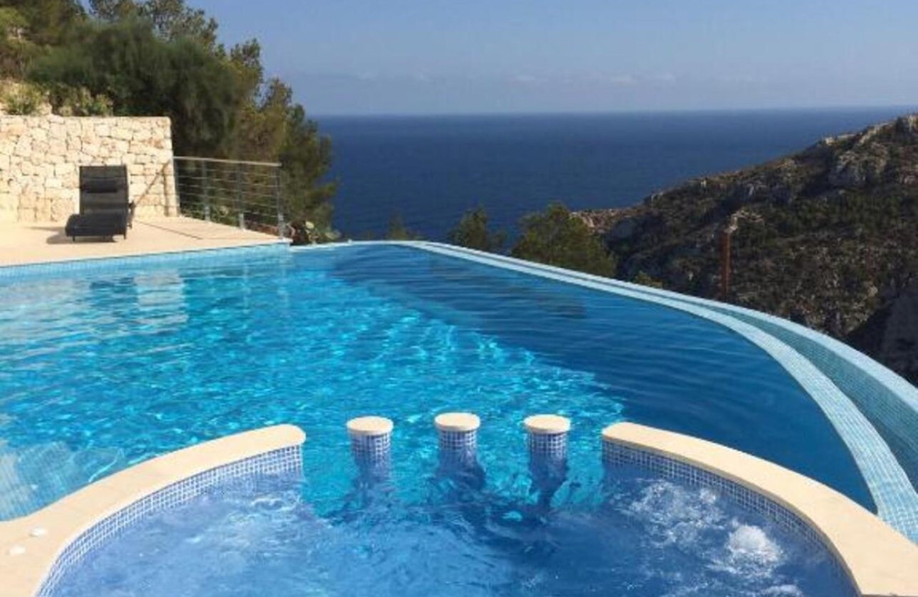 Resale - Villa -
Jávea - Xàbia - Jávea - Xàbia Centro