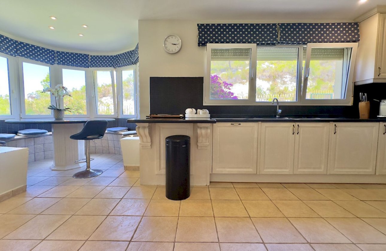 Resale - Villa -
Jávea - Xàbia - Jávea - Xàbia Centro