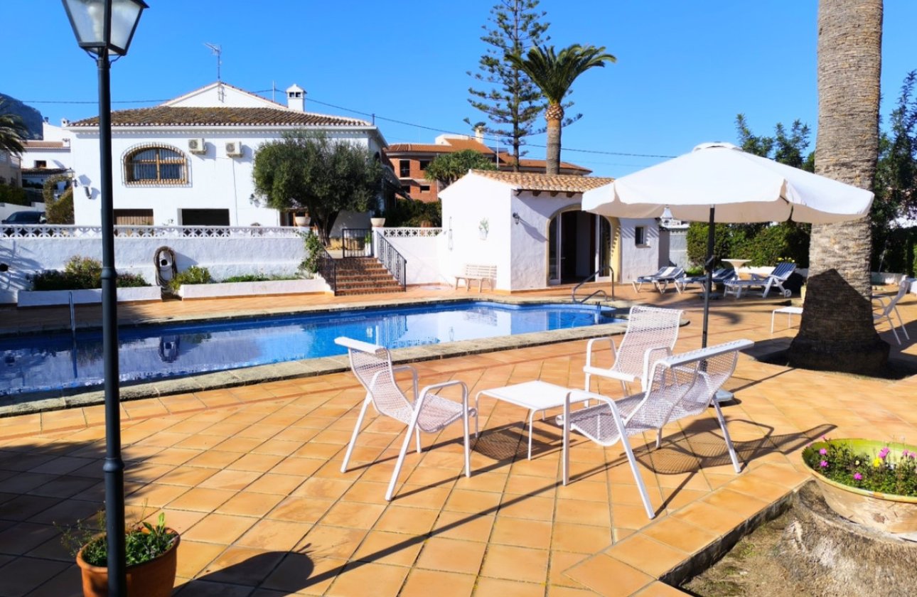 Resale - Villa -
Jávea - Xàbia - Jávea - Xàbia Centro