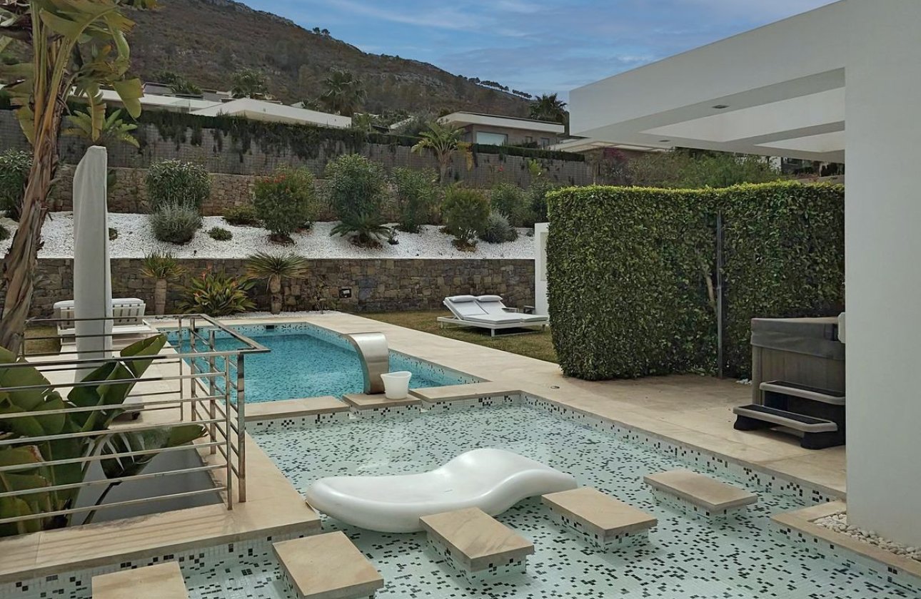 Resale - Villa -
Jávea - Xàbia - Jávea - Xàbia Centro