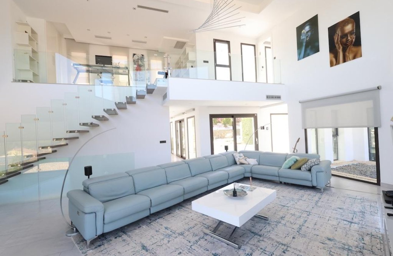 Resale - Villa -
Jávea - Xàbia - Monte Olimpo