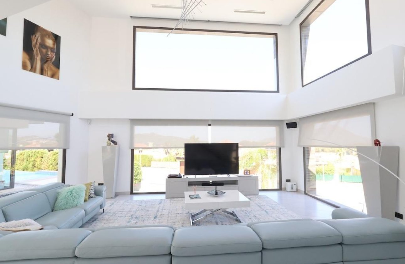 Resale - Villa -
Jávea - Xàbia - Monte Olimpo