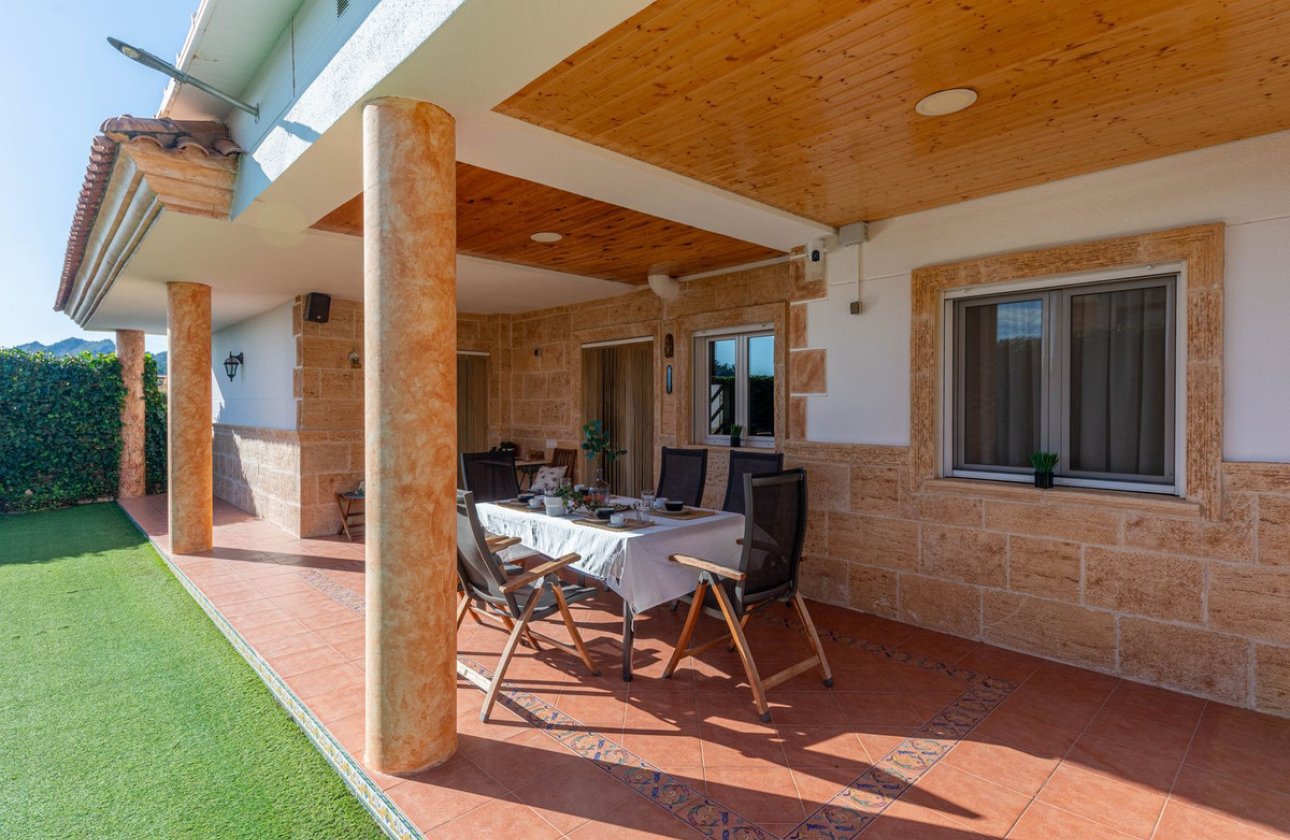 Resale - Villa -
Jijona - Xixona - Jijona - Xixona Centro