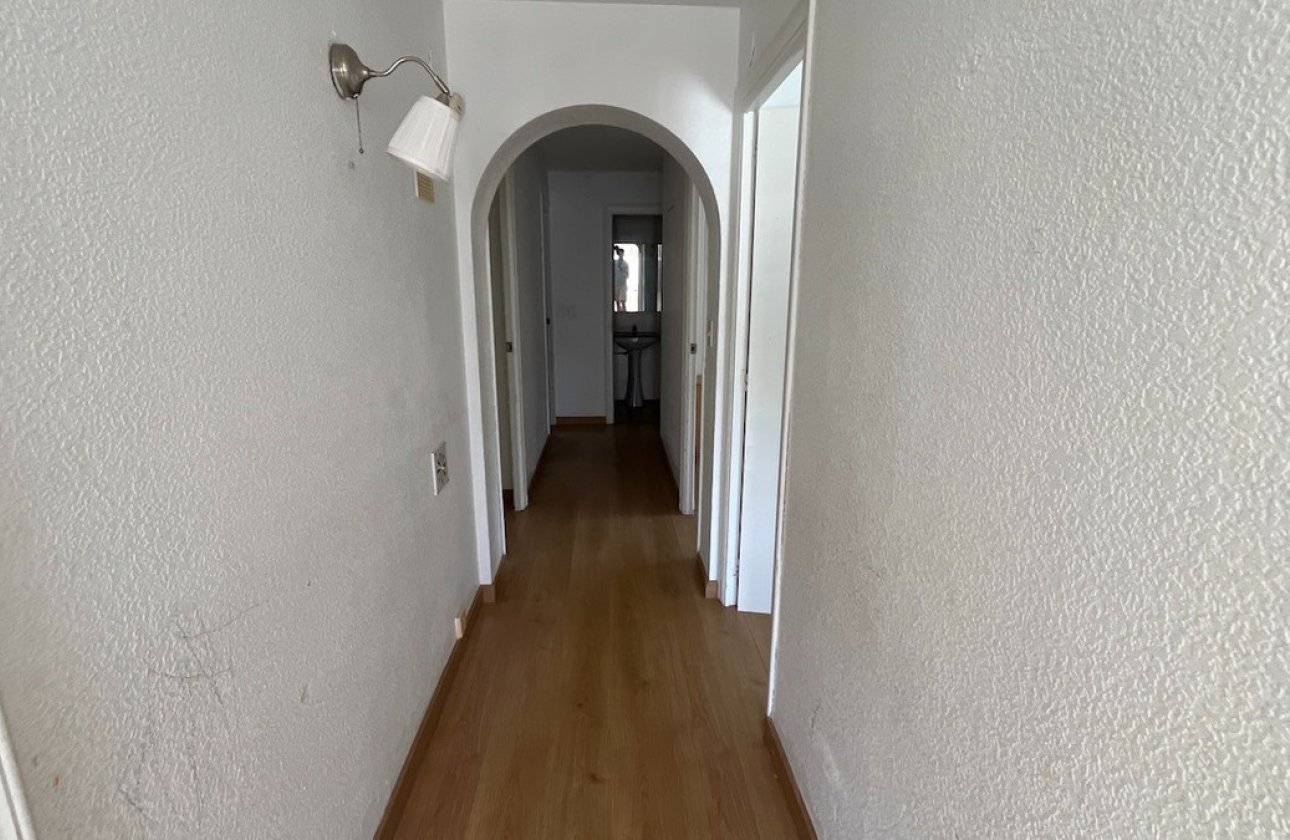 Resale - Villa -
L'Alfás del Pi - Albir