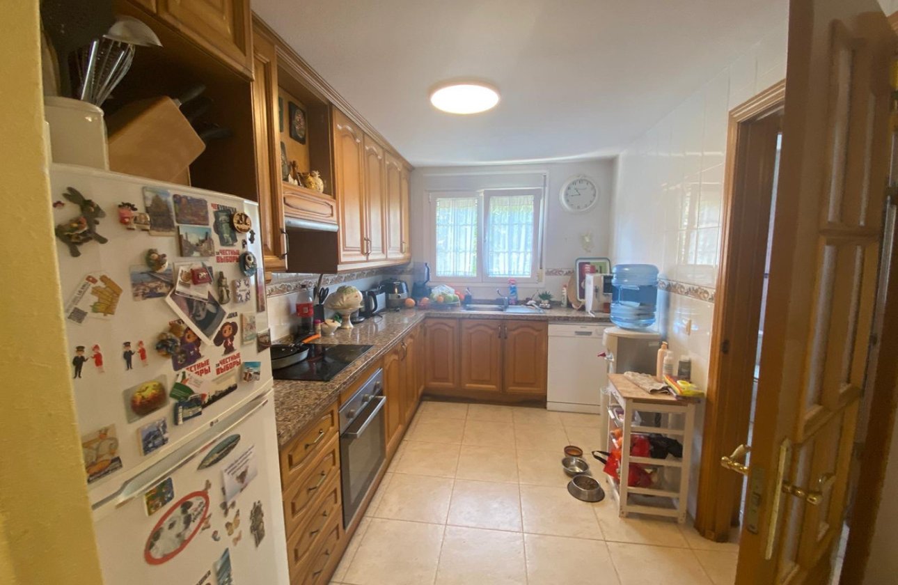 Resale - Villa -
L'Alfás del Pi - Albir