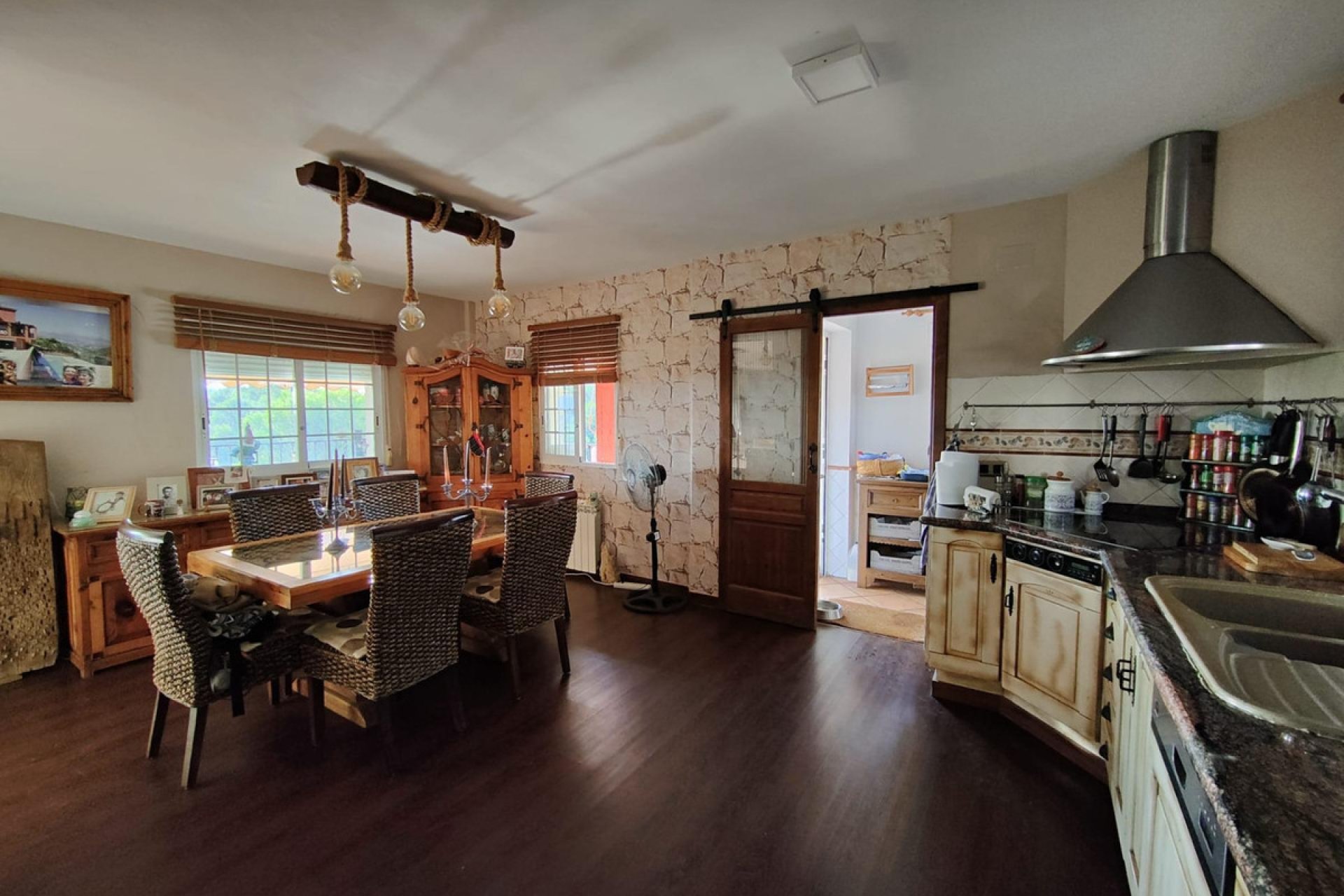 Resale - Villa -
La Nucía - La Nucia Centro