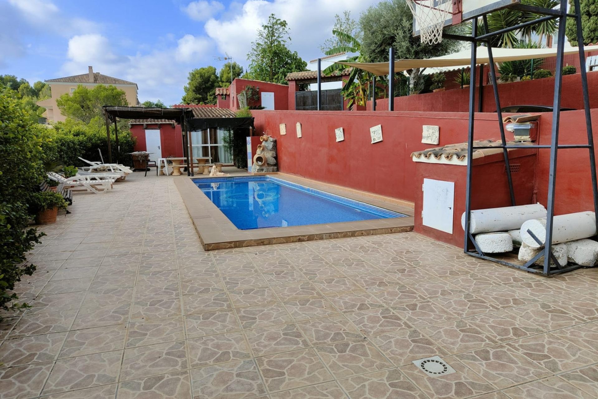 Resale - Villa -
La Nucía - La Nucia Centro