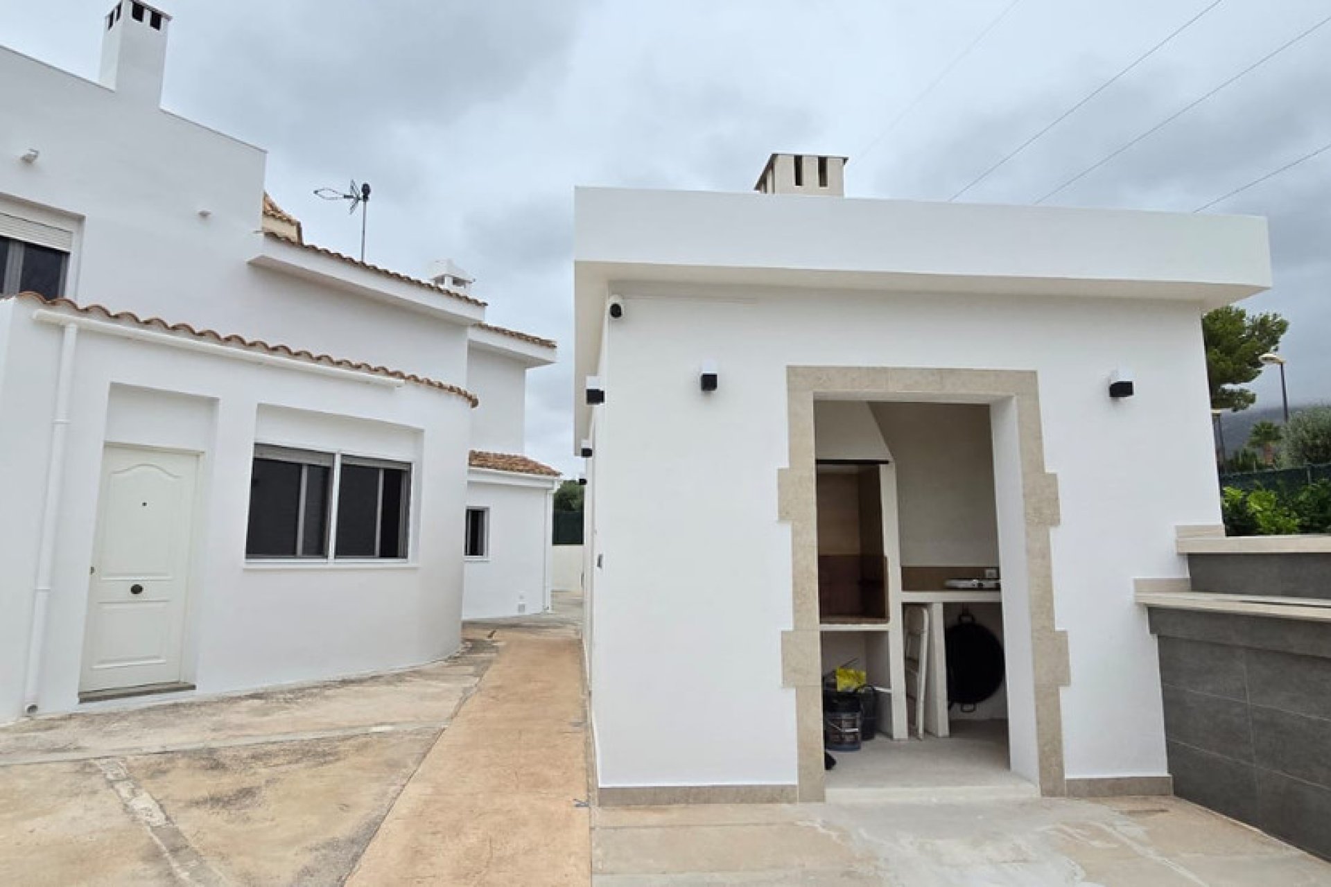 Resale - Villa -
La Nucía - La Nucia Centro