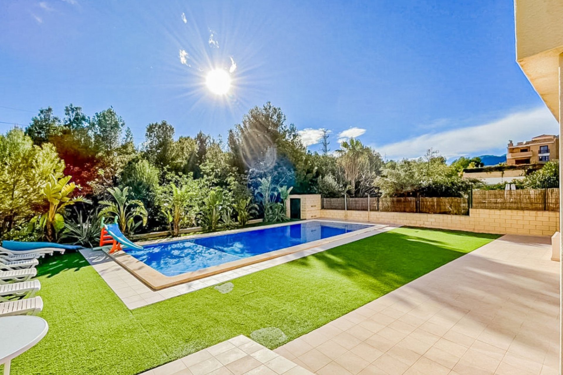 Resale - Villa -
La Nucía - La Nucia Centro