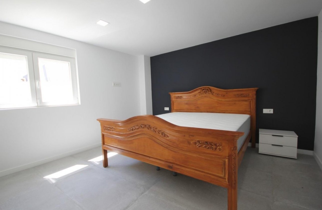 Resale - Villa -
La Nucía - La Nucia Centro