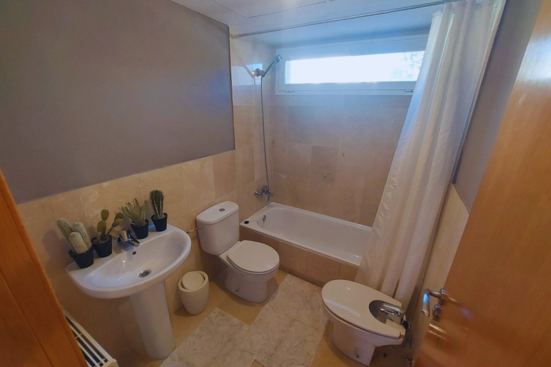 Resale - Villa -
La Nucía - La Nucia Centro