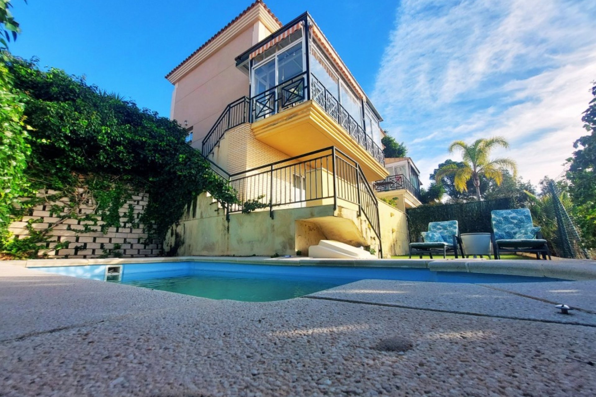 Resale - Villa -
La Nucía - La Nucia Centro