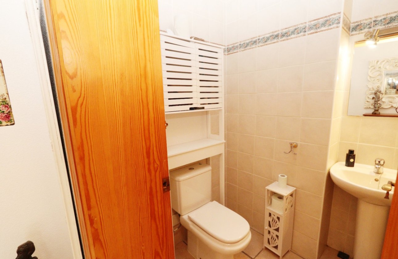 Resale - Villa -
La Nucía - La Nucia Centro