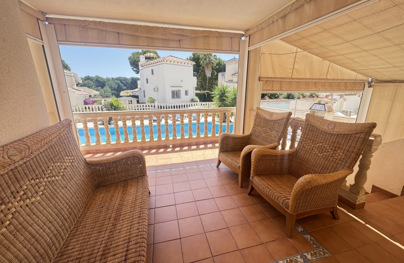 Resale - Villa -
Las Ramblas Golf