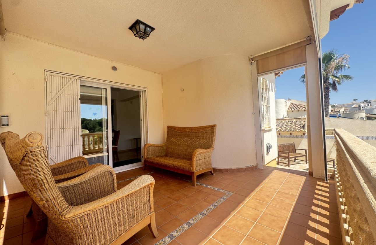 Resale - Villa -
Las Ramblas Golf