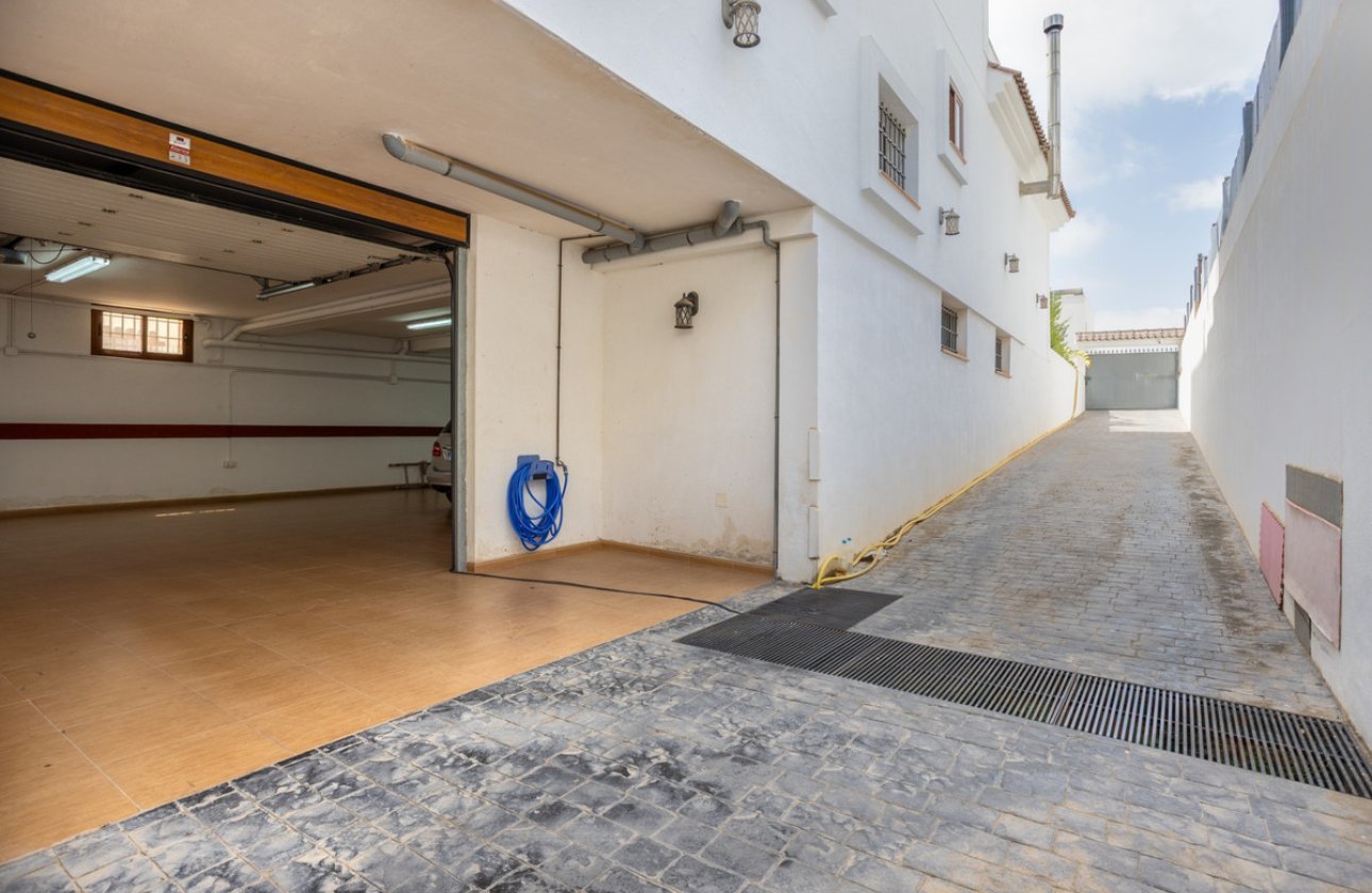 Resale - Villa -
Los Montesinos - Los Montesinos Centro