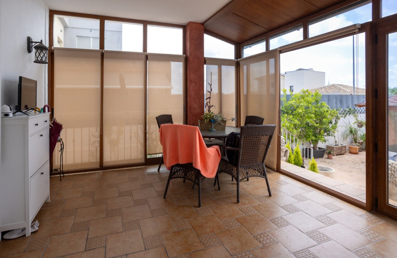 Resale - Villa -
Los Montesinos - Los Montesinos Centro