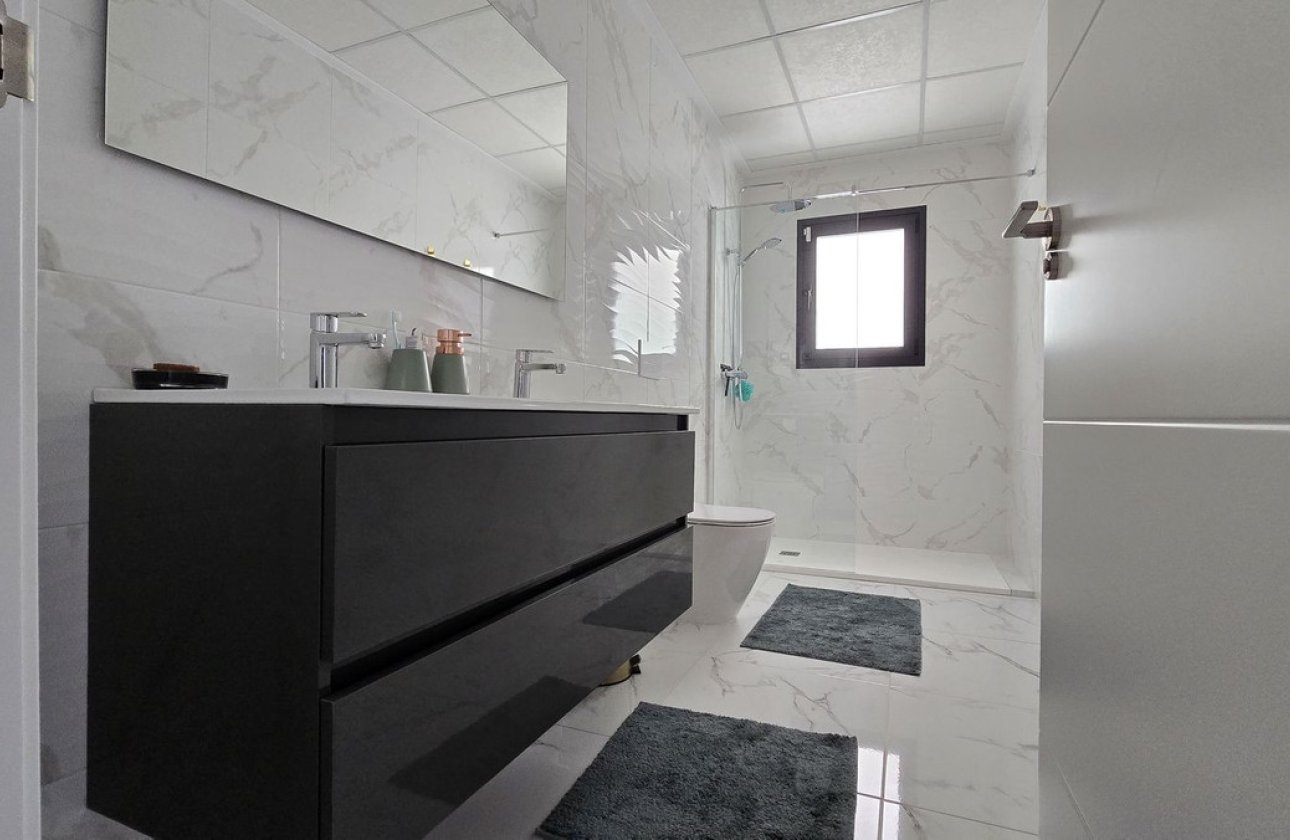 Resale - Villa -
Los Montesinos - Los Montesinos Centro