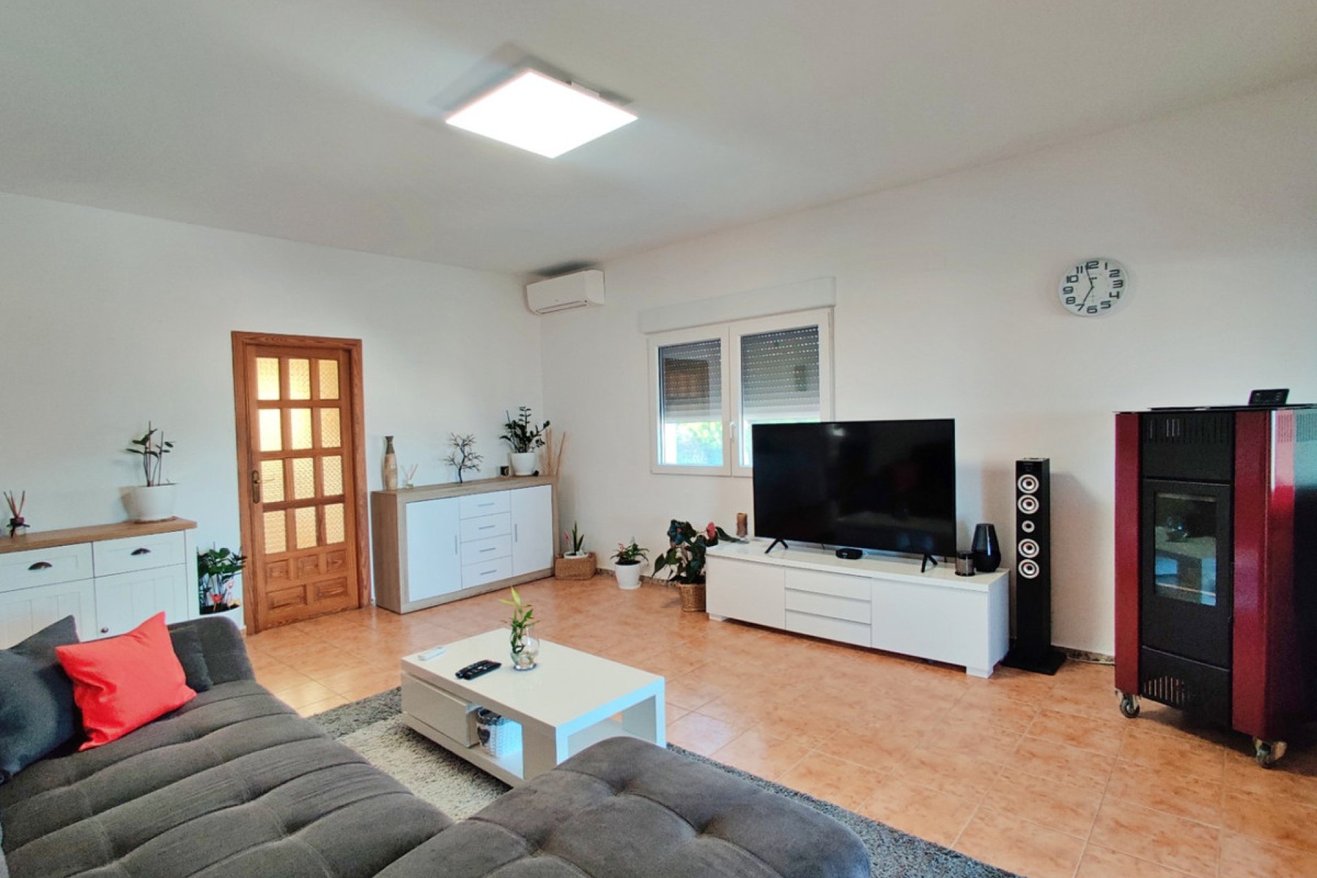 Resale - Villa -
Novelda - Estación