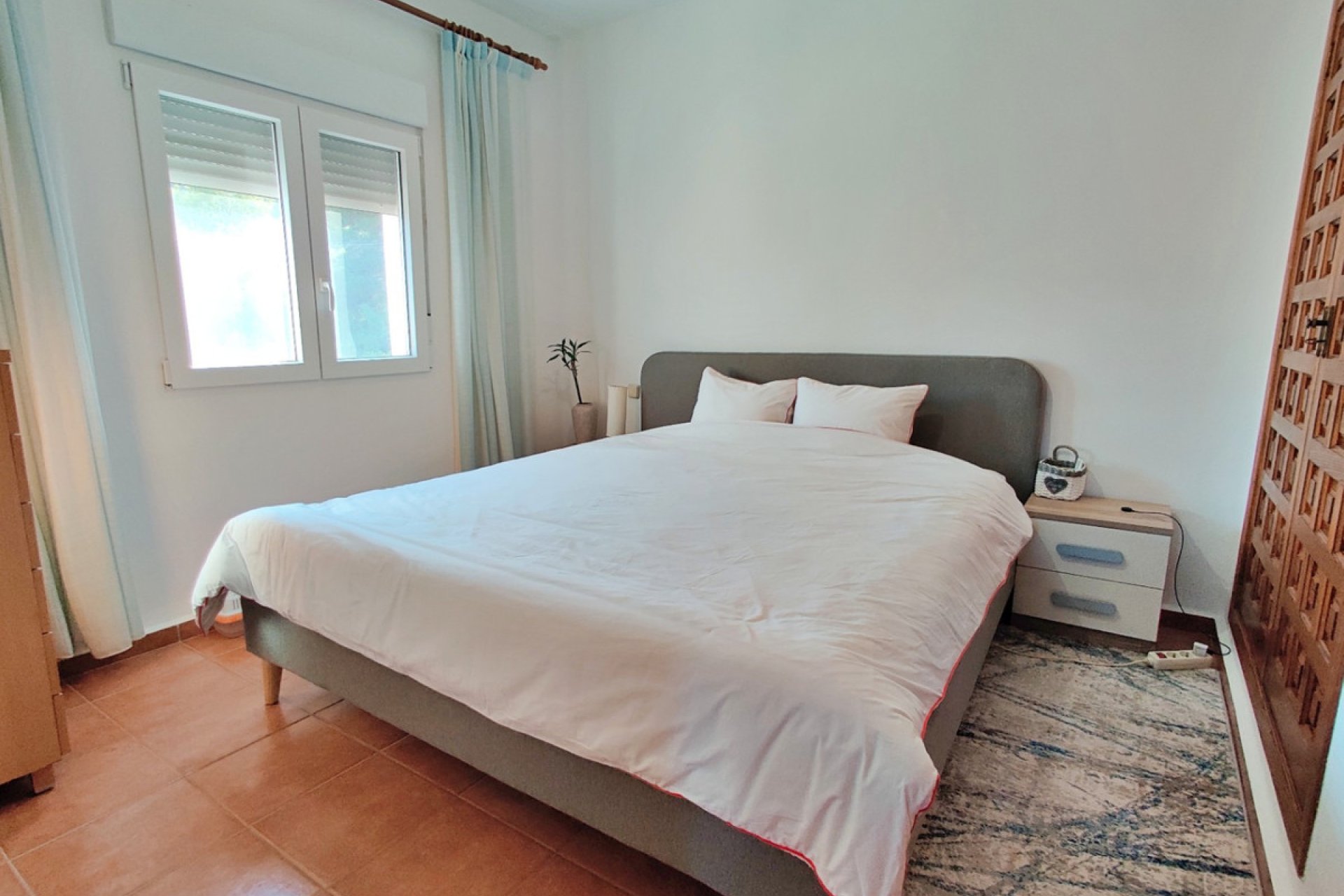 Resale - Villa -
Novelda - Estación