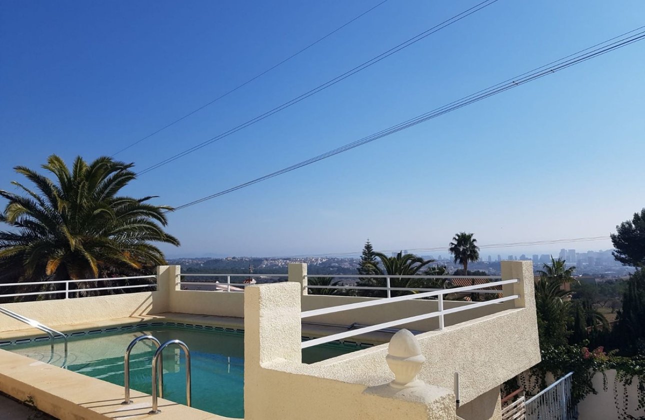 Resale - Villa -
Novelda - Estación